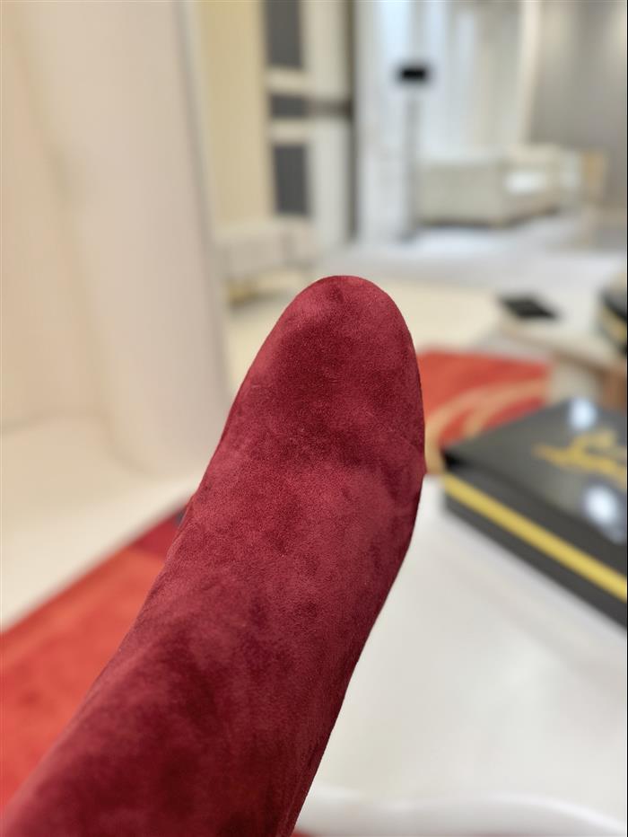 2025112818816713 380